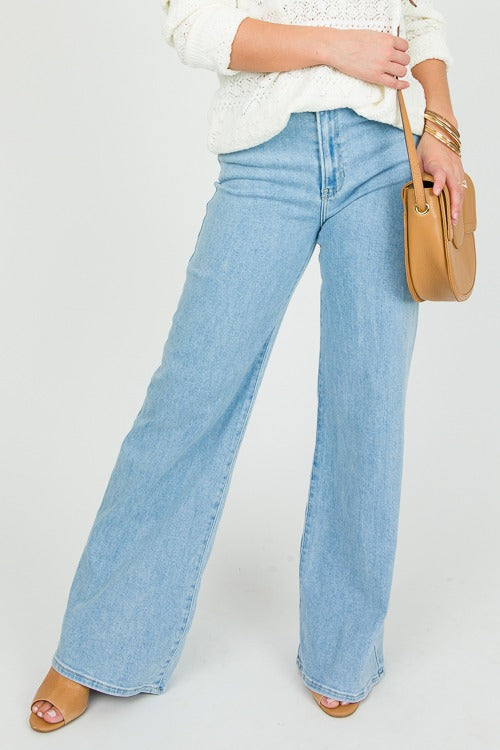Aria Jeans - Comfortable & Essential