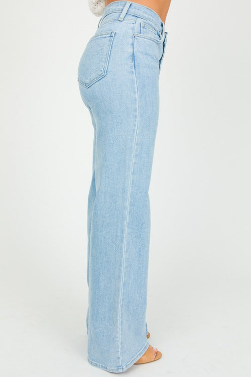Aria Jeans - Comfortable & Essential